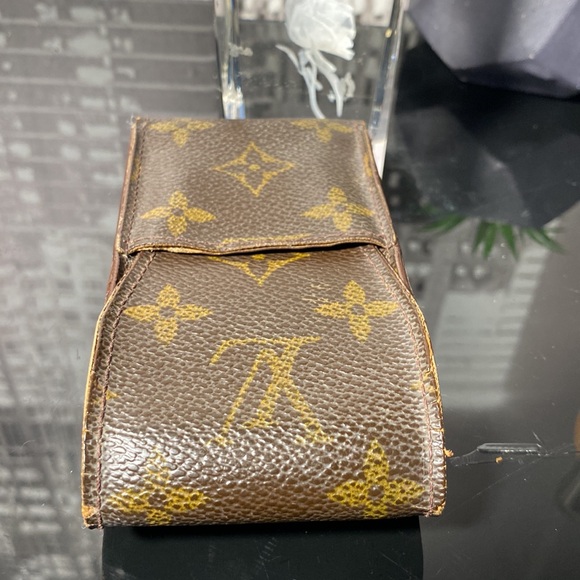 Authentic Louis Vuitton Monogram Case - Picture 15 of 16
